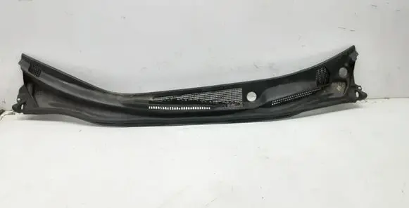Toyota Avensis Verso Wiper trim 5570844110 45620110490