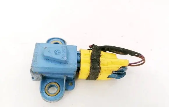 Volkswagen Golf V Airbag deployment crash/impact sensor 1k0955557a
