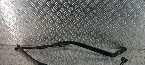 Mitsubishi Outlander Windshield/front glass wiper blade 