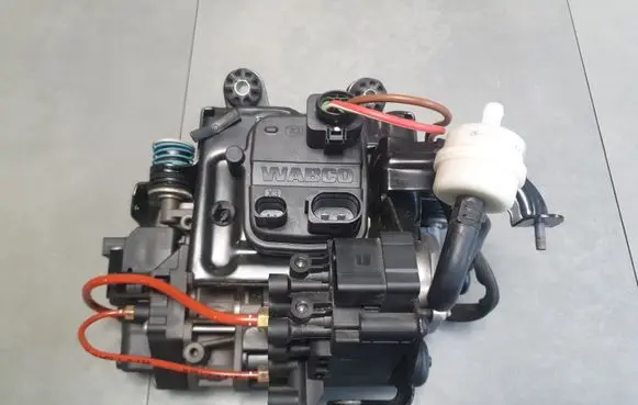 Audi Q8 Air suspension compressor/pump 4M0616005H