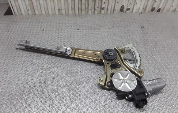 Subaru B9 Tribeca Front door window regulator with motor