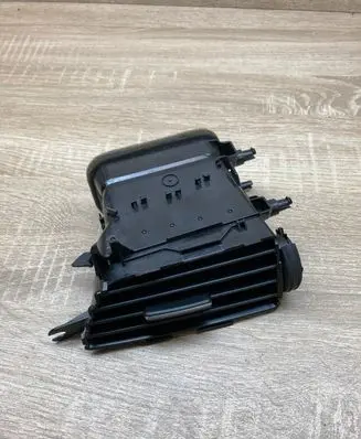 Mercedes-Benz C W204 Dashboard side air vent grill/cover trim A2048306054