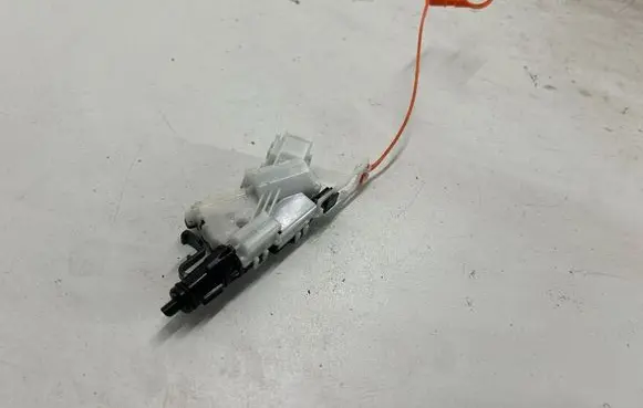 Subaru Forester SK Fuel tank opening switch 57310SJ040