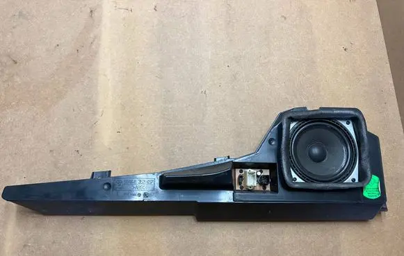 BMW 7 E38 Front door speaker 65138352457 2752555900