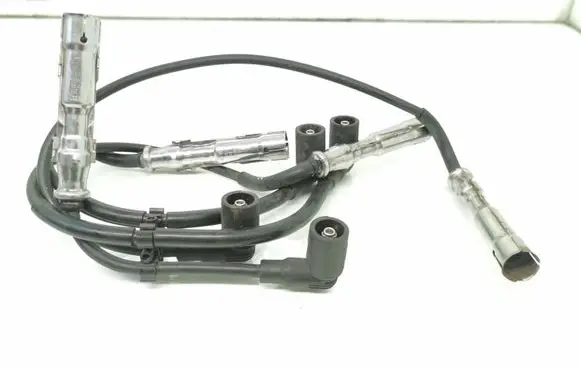 Volkswagen Golf V Ignition plug leads 06A035255C