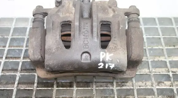 KIA Sorento Front brake caliper