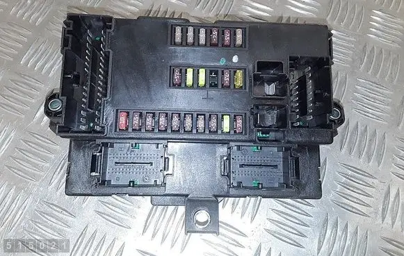 Peugeot Boxer Fuse module 1371887080