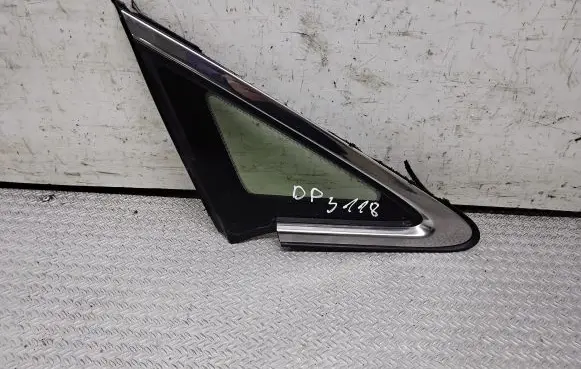 Mazda CX-7 Front triangle window/glass 