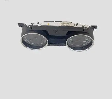 Peugeot 508 Speedometer (instrument cluster) 5550030709