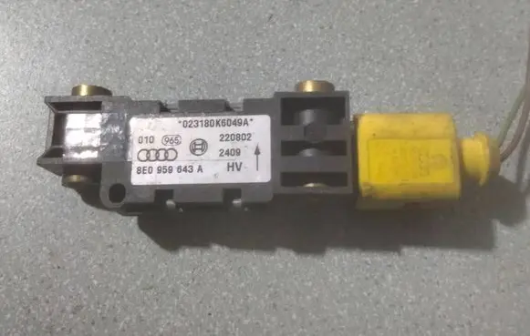 Audi A6 S6 C6 4F Airbag deployment crash/impact sensor 8E0959643A 023180K6049A 220802