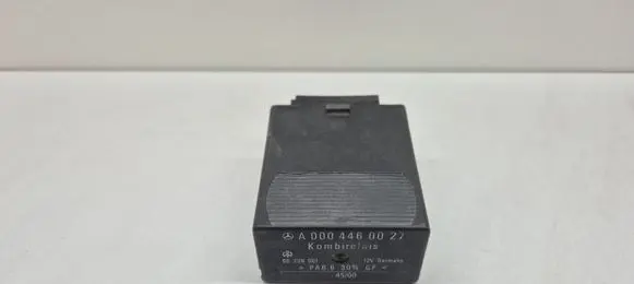 Mercedes-Benz Vito Viano W638 Other control units/modules A0004460027