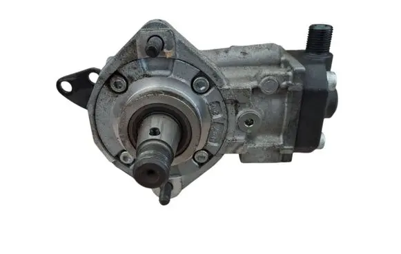 Volvo V40 Fuel injection high pressure pump 31432135 12S04528