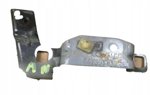 Renault Megane IV Fender mounting bracket 641351733R