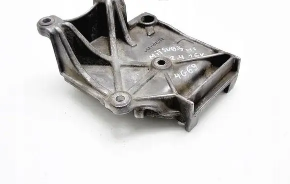 Mitsubishi Grandis Pneumatic air compressor holding bracket CAA116A072