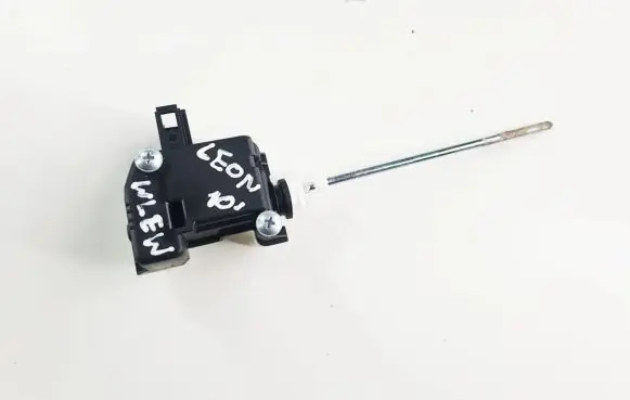 Fuel tank cap lock motor