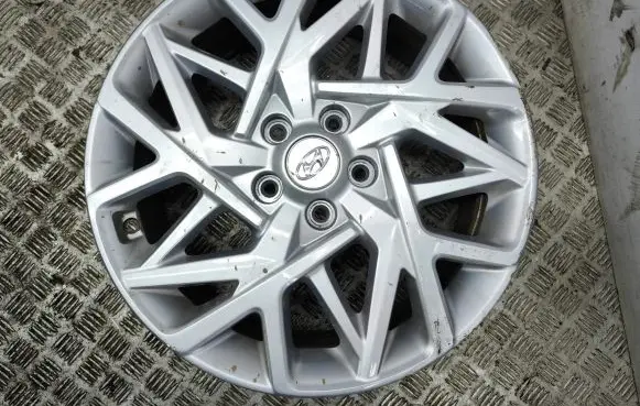 Hyundai Kona I R18 alloy rim 52910CM300