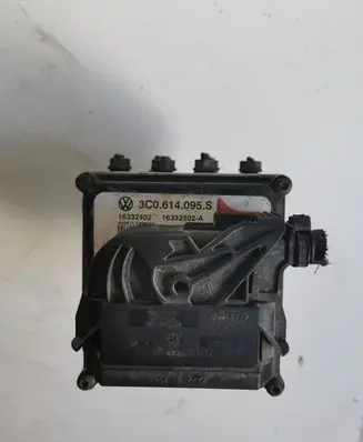 Volkswagen PASSAT B6 ABS Pump 16332402 S96071900S