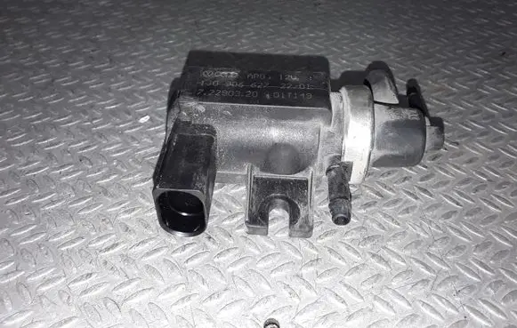 Volkswagen Sharan Turbo solenoid valve 1J0906627
