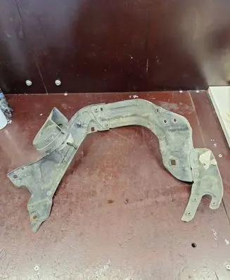 Mercedes-Benz CLK A209 C209 Headlight/headlamp mounting bracket