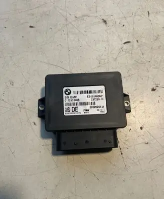 BMW 5 F10 F11 Hand brake control module 6854856 32620264A 23122010
