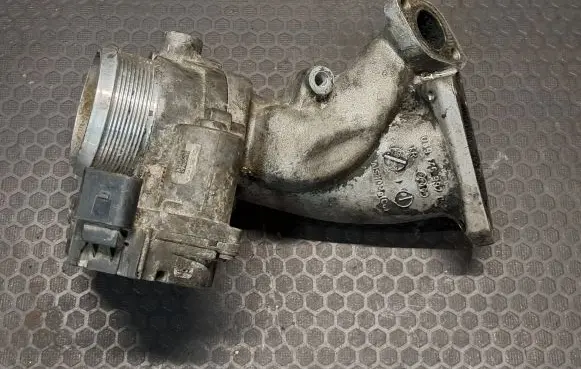 Audi A8 S8 D3 4E Throttle valve 4E0145950H A2C53364207