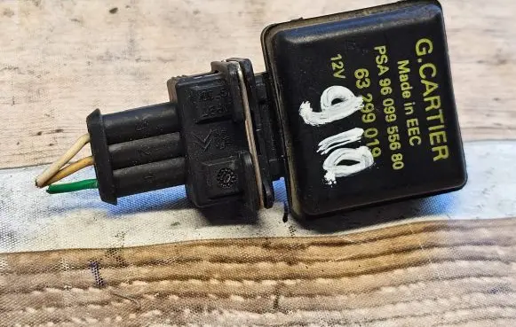 Peugeot 607 Coolant level sensor 9609955680 63299019