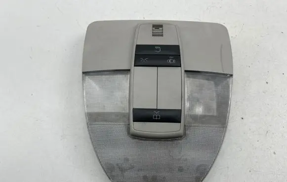 Mercedes-Benz B W245 Front seat light 159839