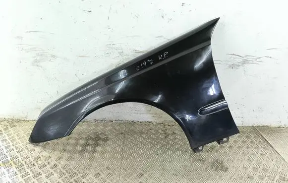 Mercedes-Benz E W211 Fender A2118801318
