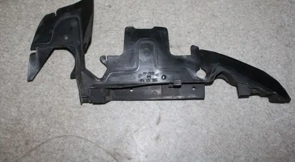 Audi A6 S6 C6 4F Intercooler air guide/duct channel 4F0121283