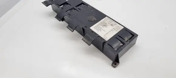 BMW 5 E34 Fuse box cover 1379555 61131379555