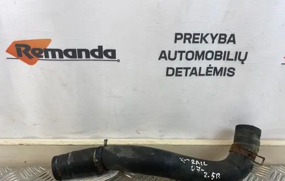 Nissan X-Trail T30 Engine coolant pipe/hose