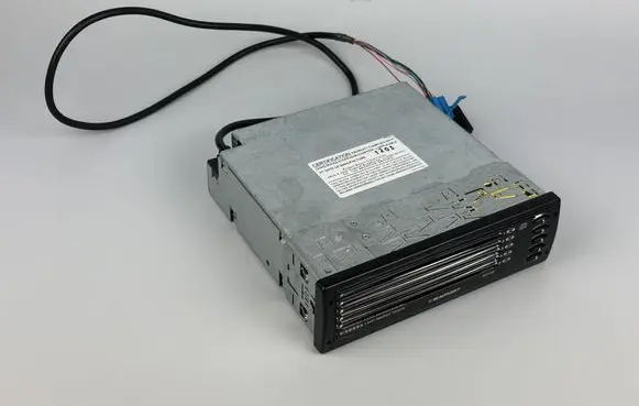 Volkswagen PASSAT B6 CD/DVD changer 7607769100 BP910035325058 E021538
