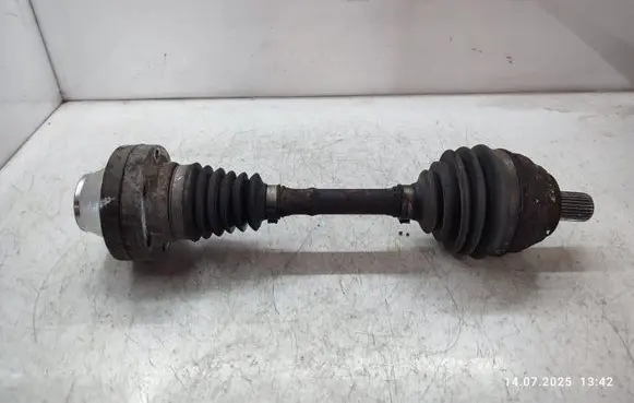 Volkswagen Amarok Front driveshaft