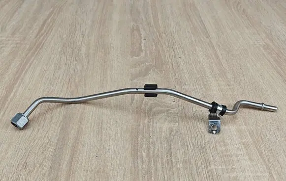 BMW 5 G30 G31 G38 Fuel line pipe 9452385