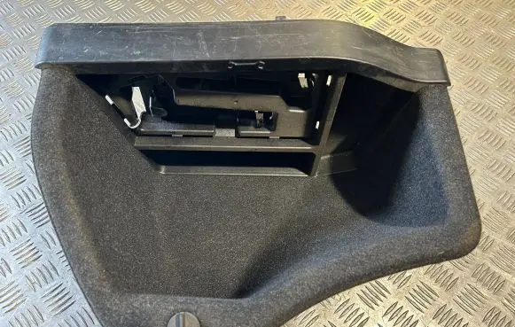 BMW 3 F30 F35 F31 Trunk/boot side trim panel 7308699