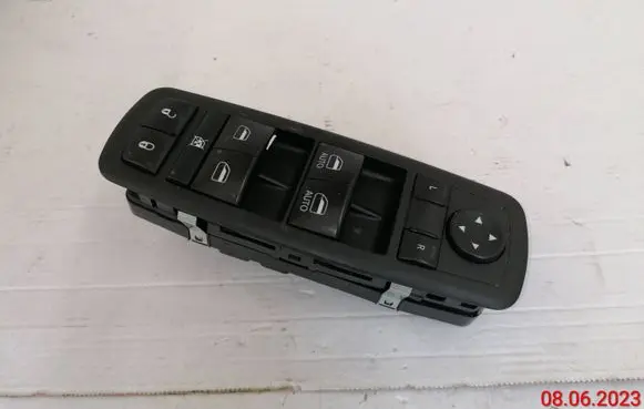 Chrysler Pacifica Electric window control switch 68234092AC