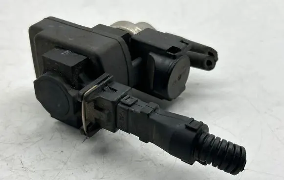 Hyundai Santa Fe Turbo solenoid valve 