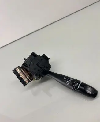 Hyundai Accent Wiper control stalk 75733A