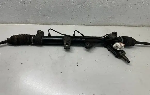 Mercedes-Benz Vito Viano W638 Steering rack a6384611101