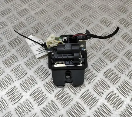 Volkswagen PASSAT B8 Tailgate/trunk/boot lock/catch/latch 5TA827505D
