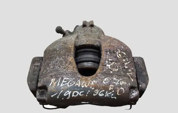 Renault Megane II Front brake caliper