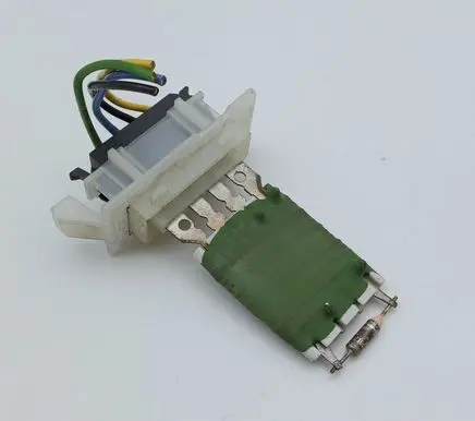 Opel Corsa C Heater blower motor/fan resistor