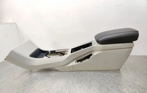 Volvo V40 Center console 01284547HS 08632783BLD 01302307CHS