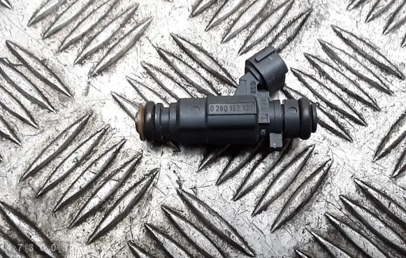 Citroen C3 Fuel injector 9676017480 0280157127