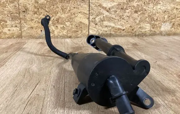 Opel Insignia A Oil breather separator 55567249 70330351 565581915