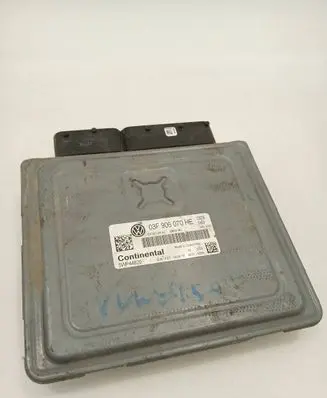 Volkswagen Polo V 6R Engine control unit/module 03F906070HE
