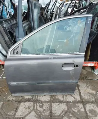 Volvo XC90 Front door