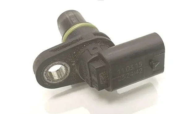 Seat Leon (5F) Camshaft position sensor 04C907601A