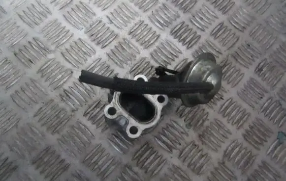 Toyota RAV 4 (XA20) Valve vacuum 