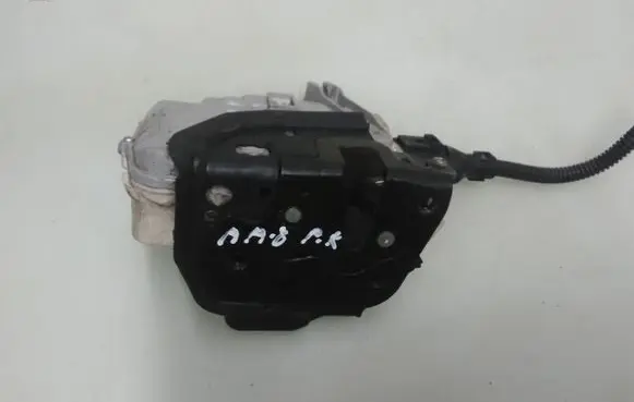 Front door lock